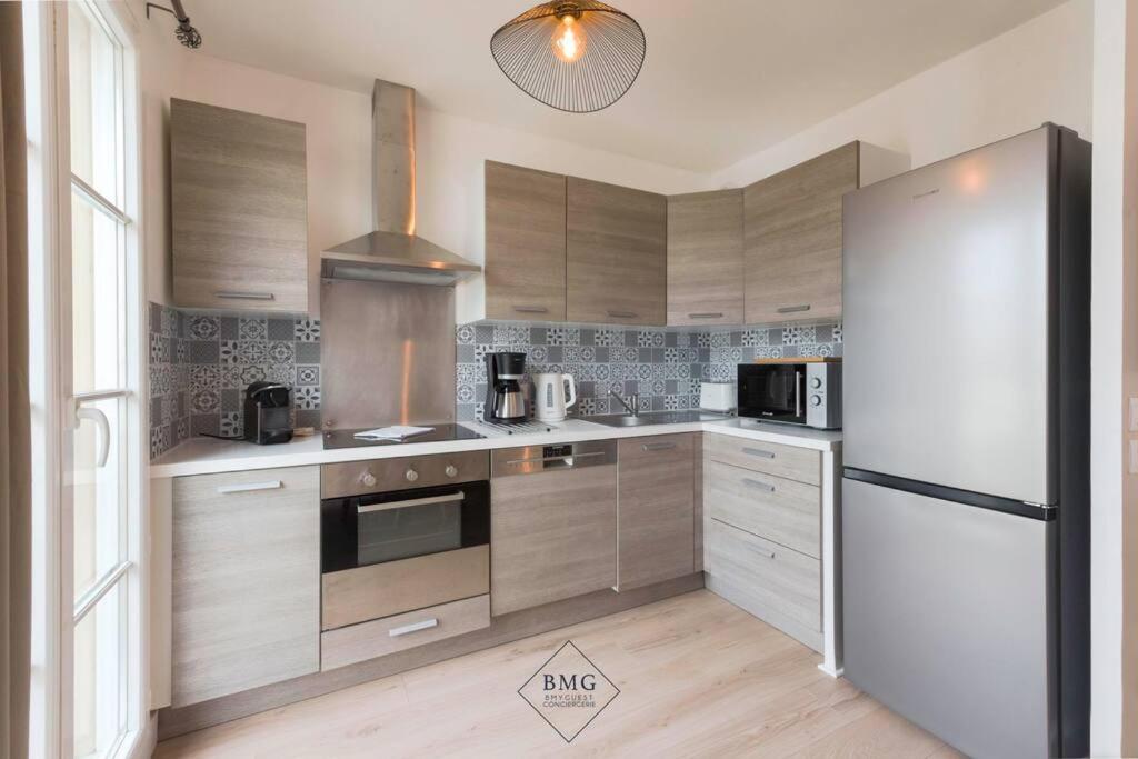 Royal Appartement Disneyland Bmyguest Serris Exterior foto